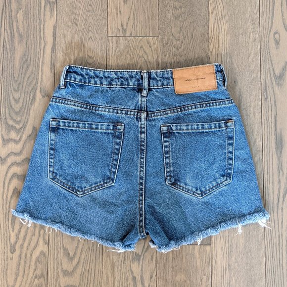 Zara Trafaluc High Waisted Shorts - Picture 2 of 6